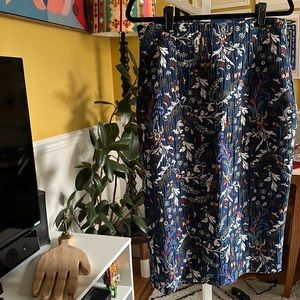 Eva Mendes New York & Company pencil skirt.